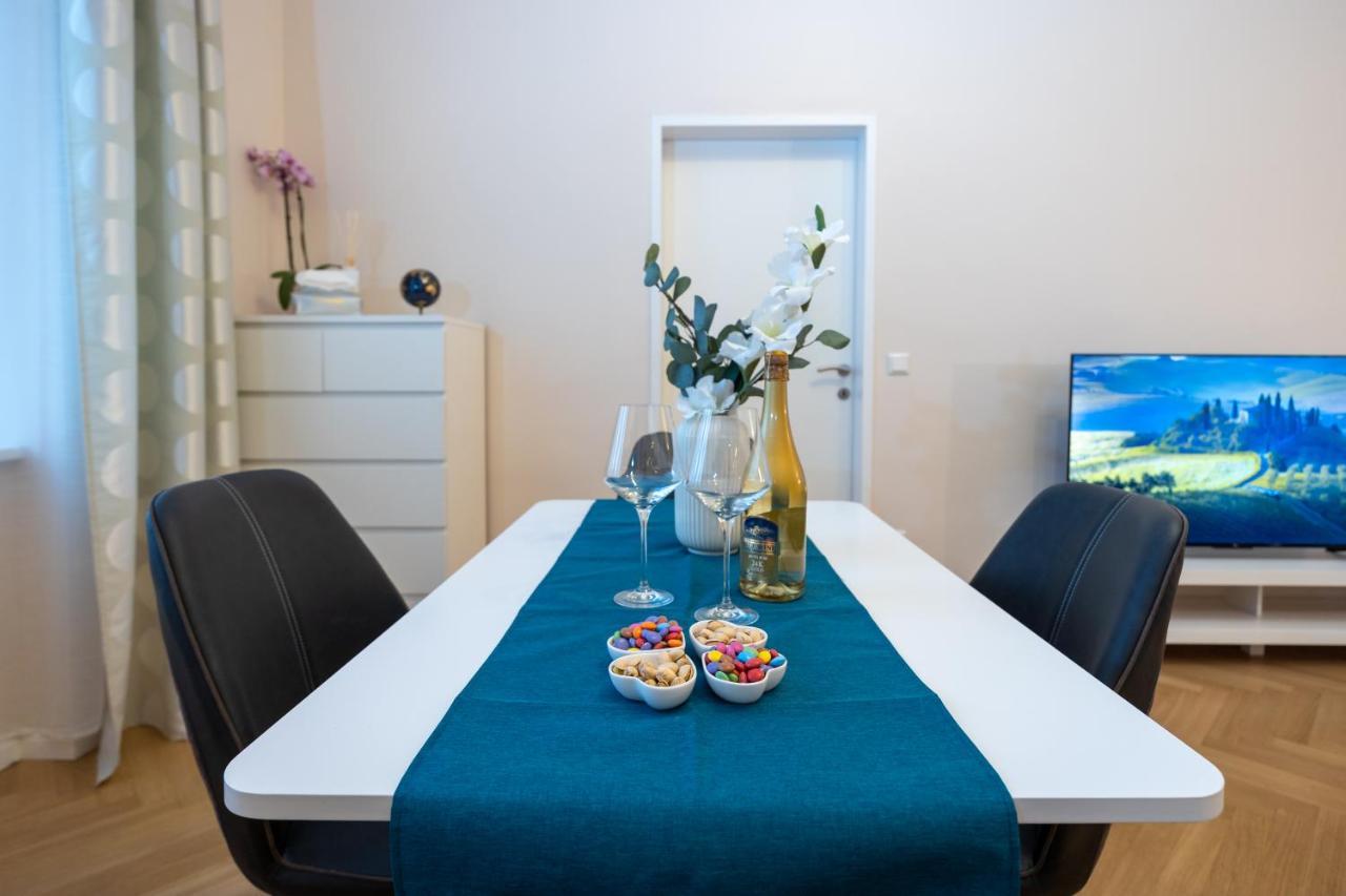 Charming Apartment Near Prater Viyana Dış mekan fotoğraf